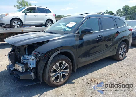 2022 Toyota Highlander Xle из США, поврежденный, VIN 5TDGZRBH6NS583030